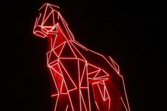 trojanisches pferd leuchtend